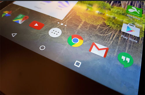 谷歌正式推出Android 7.0  更新緩慢或?yàn)榘沧俊八劳觥弊鰷?zhǔn)備